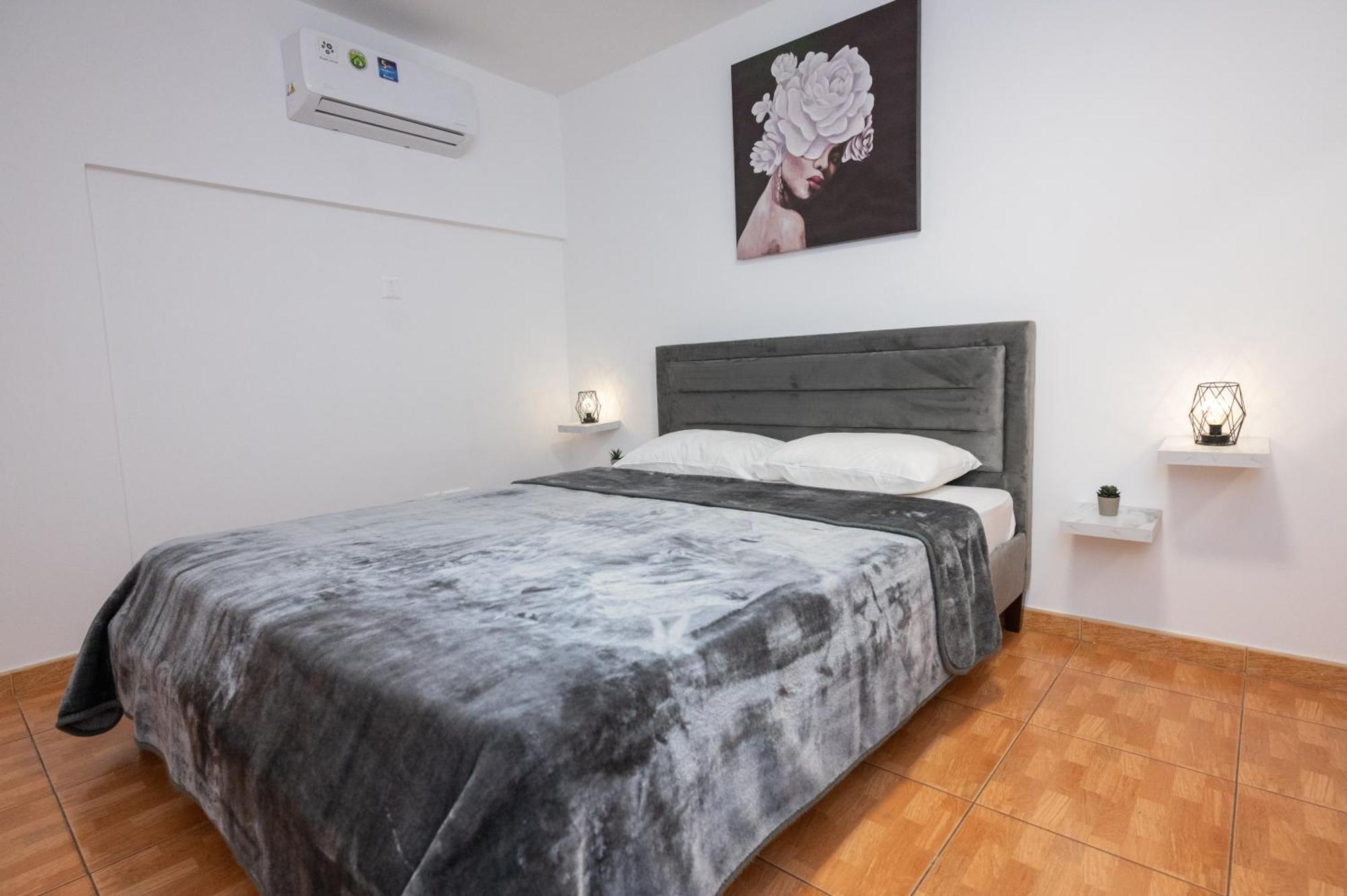 Napa Centrale Suites Айя-Напа Екстер'єр фото