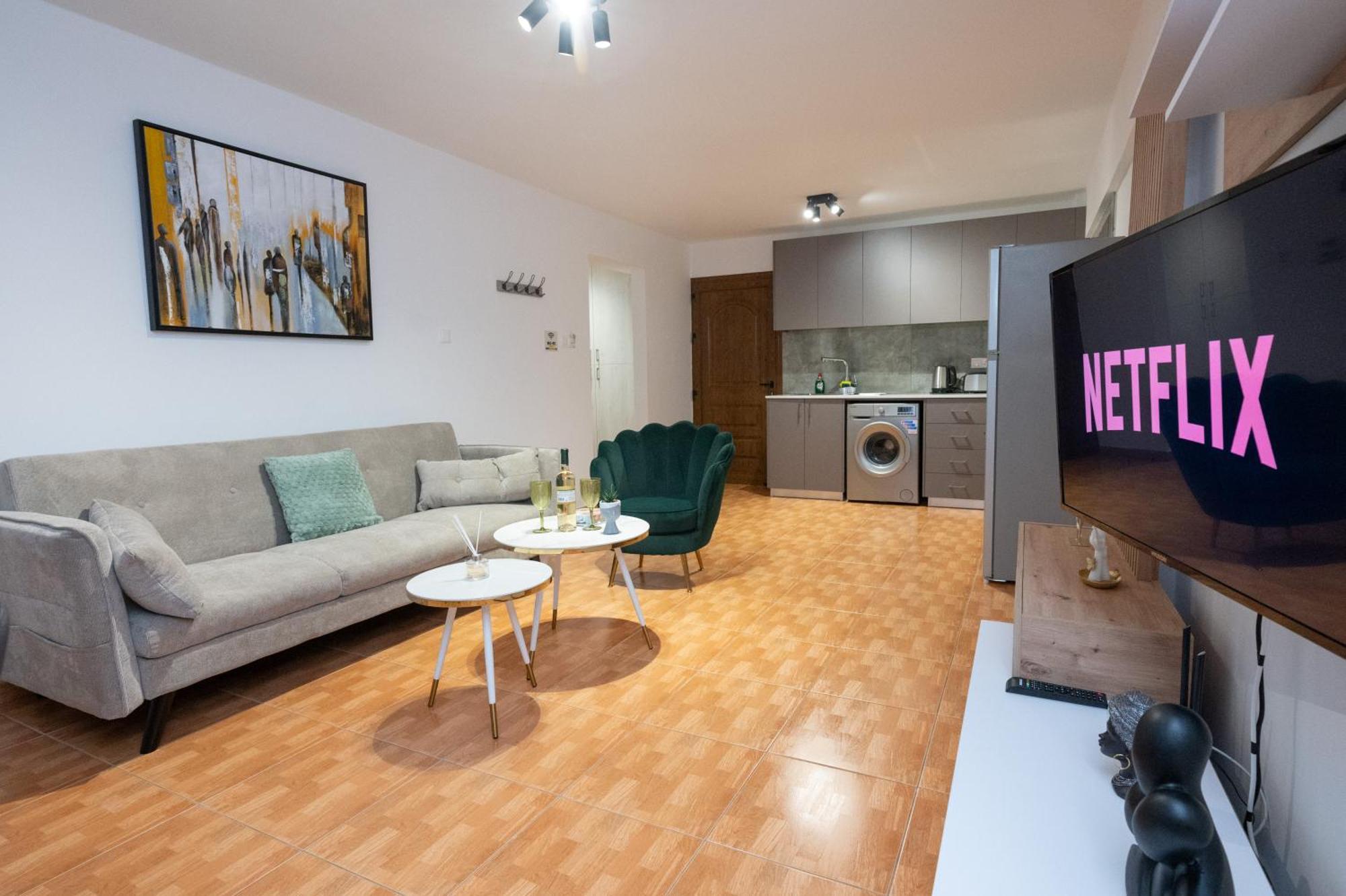 Napa Centrale Suites Айя-Напа Екстер'єр фото