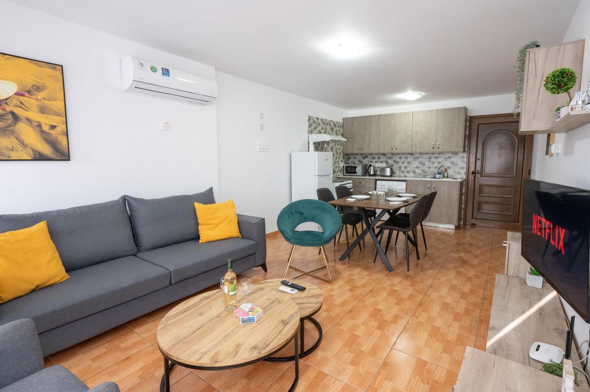 Napa Centrale Suites Айя-Напа Екстер'єр фото
