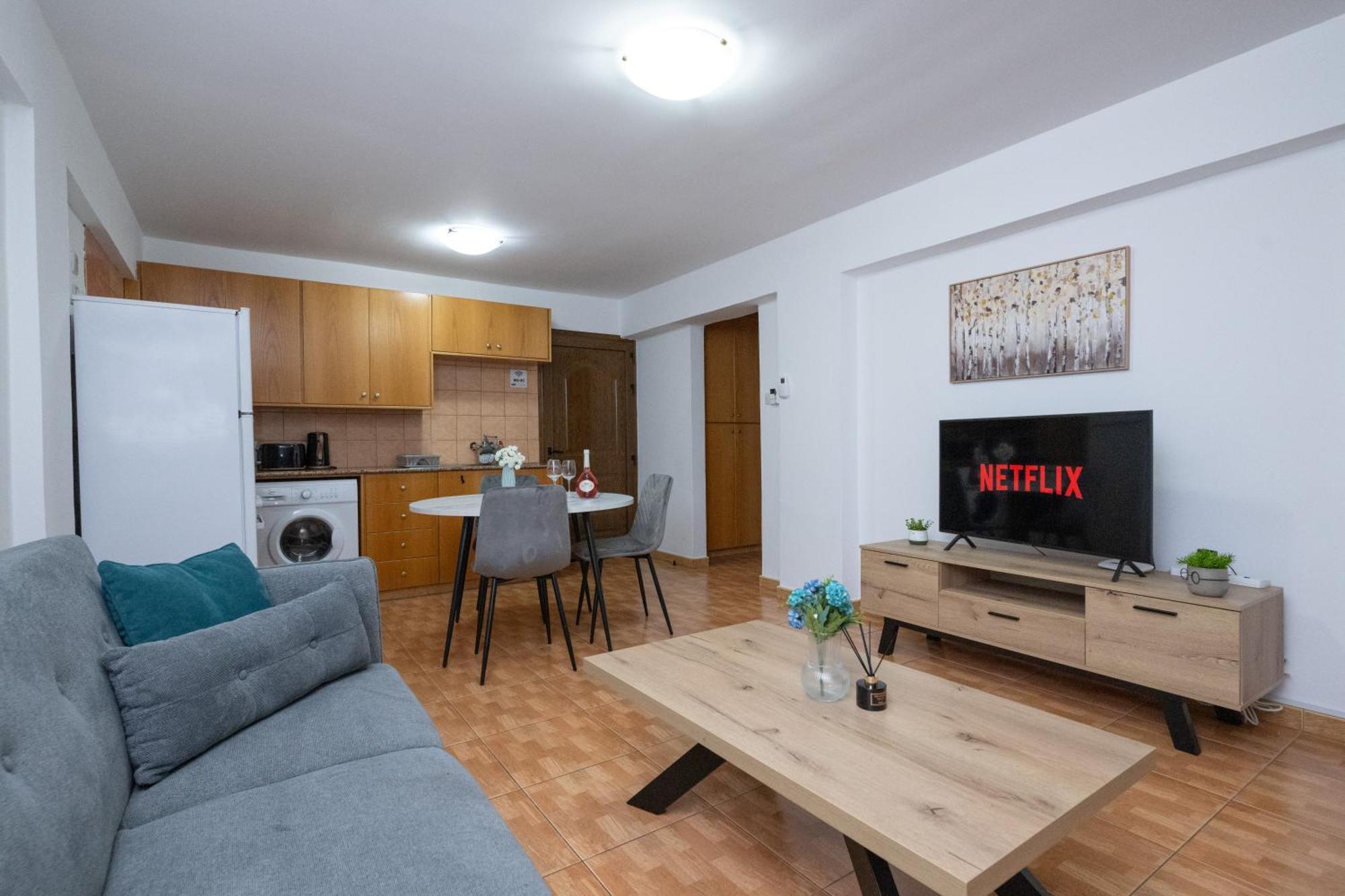 Napa Centrale Suites Айя-Напа Екстер'єр фото