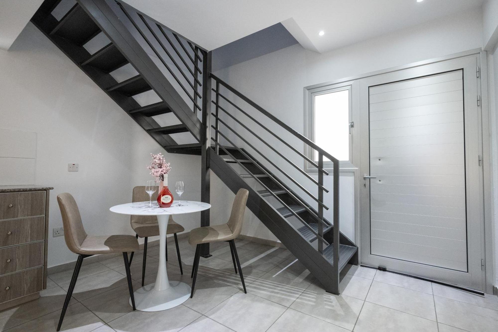 Napa Centrale Suites Айя-Напа Екстер'єр фото