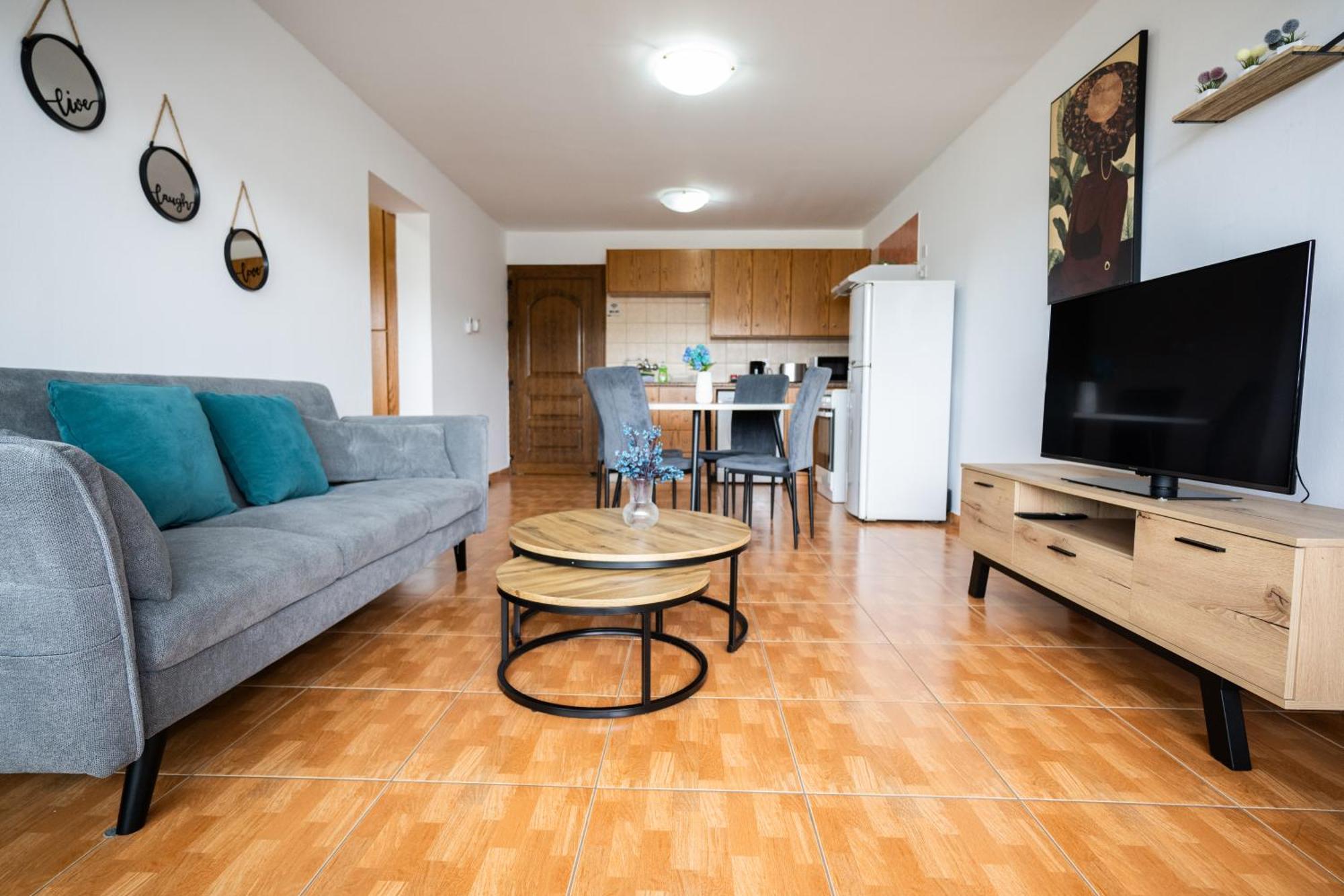 Napa Centrale Suites Айя-Напа Екстер'єр фото