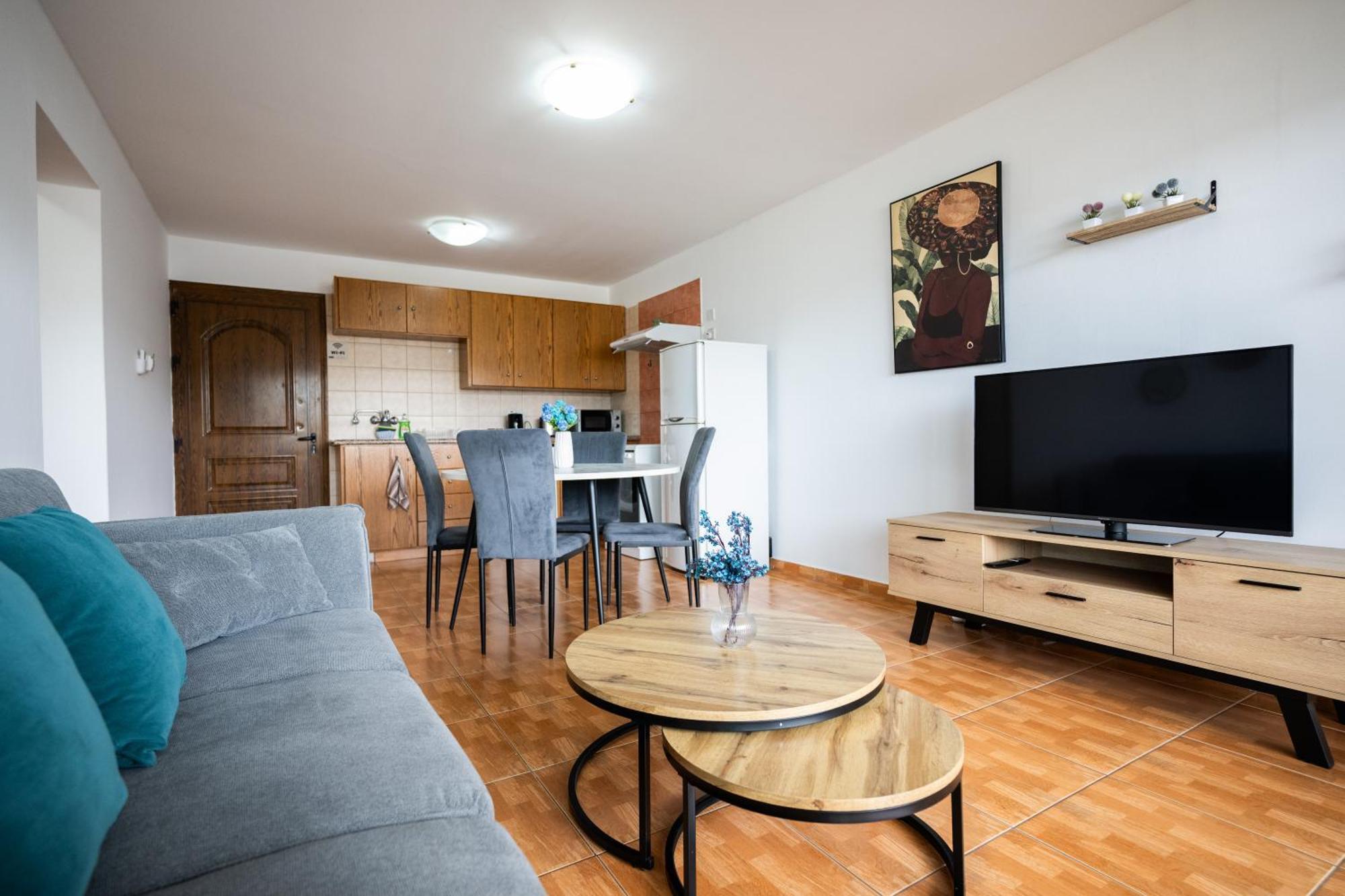 Napa Centrale Suites Айя-Напа Екстер'єр фото